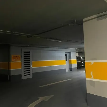 Art- Partment By Gabriel Apartment